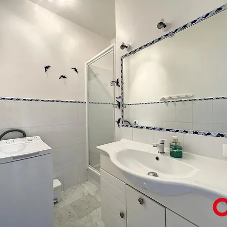 Tranquille Avec Piscine Et Wifi A - Fr-1-647-37 Apartment Menton